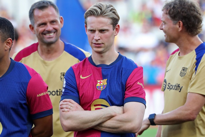 Tình hình của Frenkie de Jong và sự trở lại của Lamine Yamal