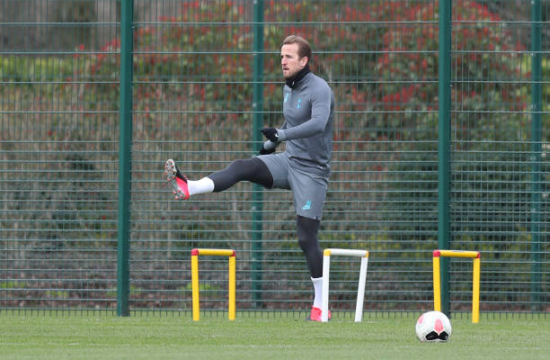 Harry Kane trở lại Tottenham Harry Kane trở lại Tottenham