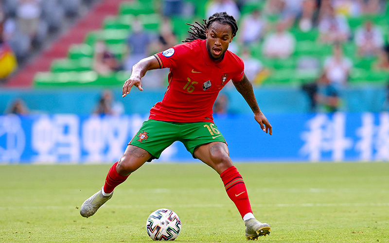 Sao Euro: Renato Sanches gia nhập Wolverhampton Sao Euro: Renato Sanches gia nhập Wolverhampton