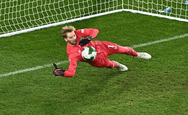 Caoimhin Kelleher Tỏa Sáng, Quyết Tâm Giữ Vững Suất Bắt Chính tại Liverpool