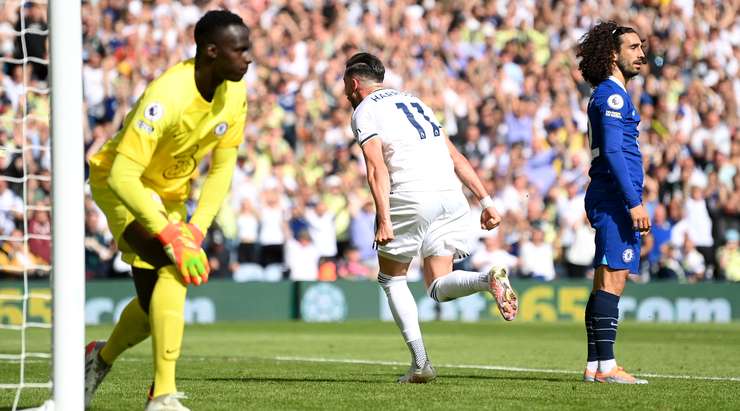 Chelsea thua bạc nhược trước Leeds United