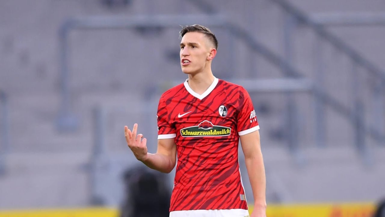 Tottenham muốn chiêu mộ Nico Schlotterbeck Tottenham muốn chiêu mộ Nico Schlotterbeck