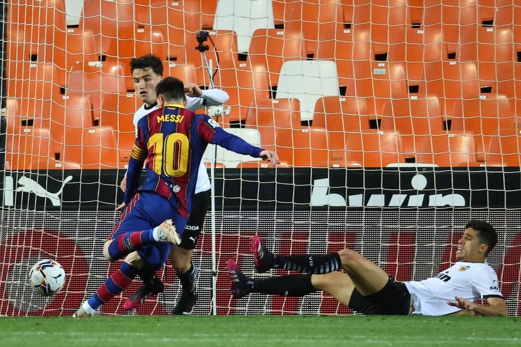 Messi với nhiều kỷ lục về bóng đá