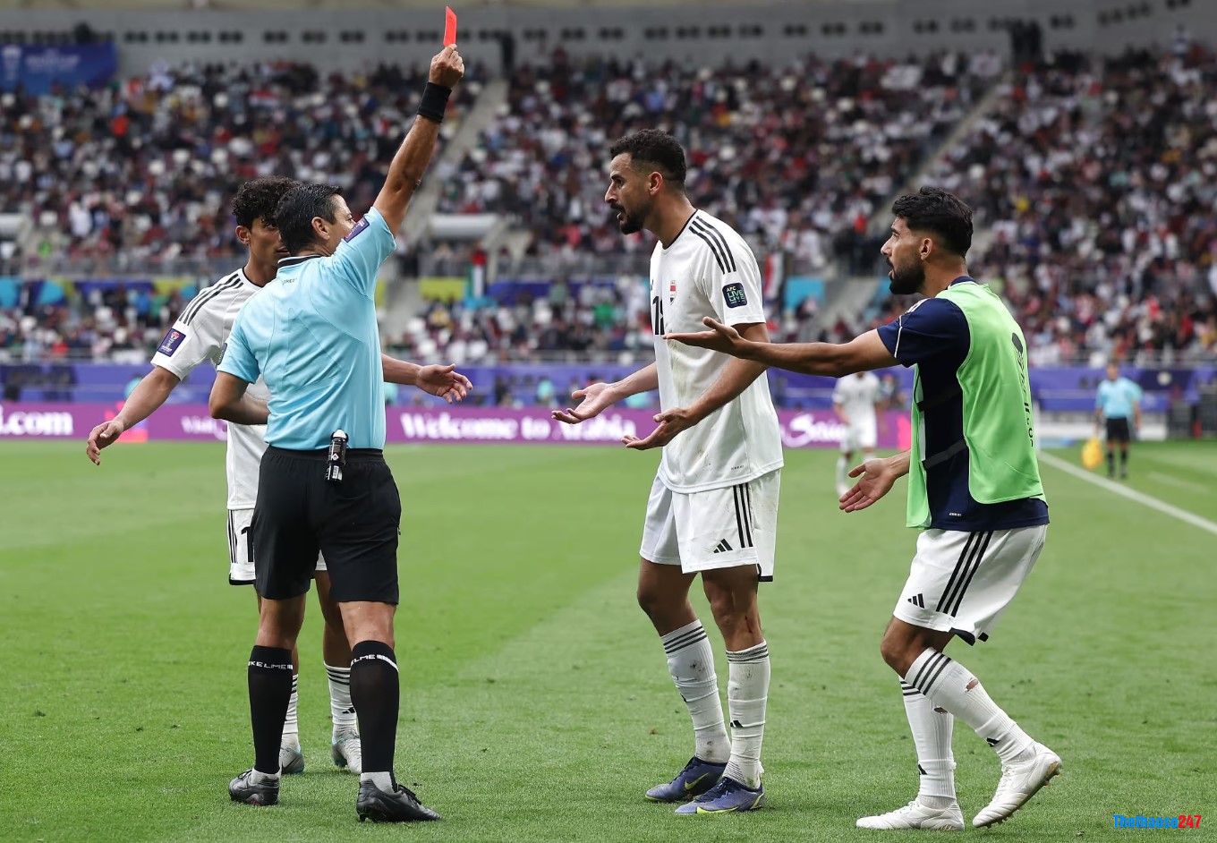 Trọng tài trận Iraq vs Jordan bị doạ giết
