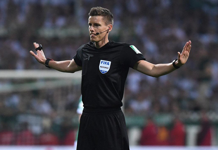 Trọng tài Thuỵ Điển vs Slovakia Trọng tài Thuỵ Điển vs Slovakia