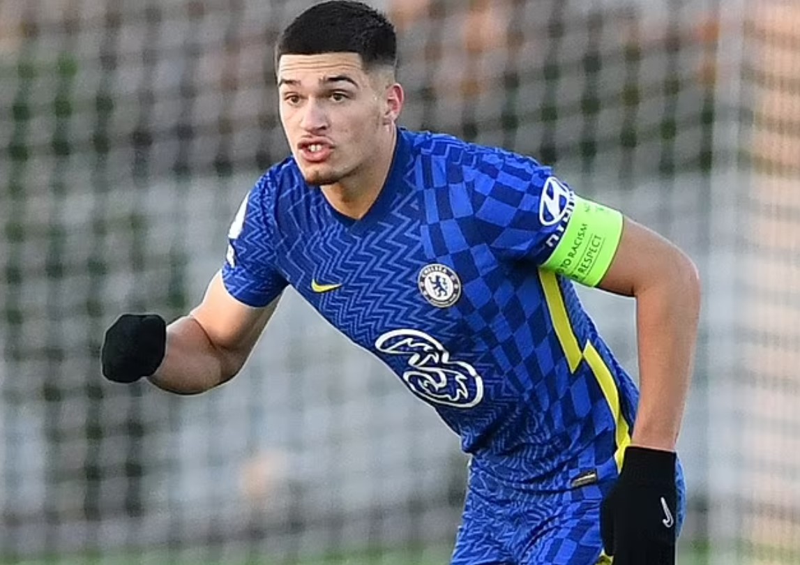 Xavier Simons Chelsea 