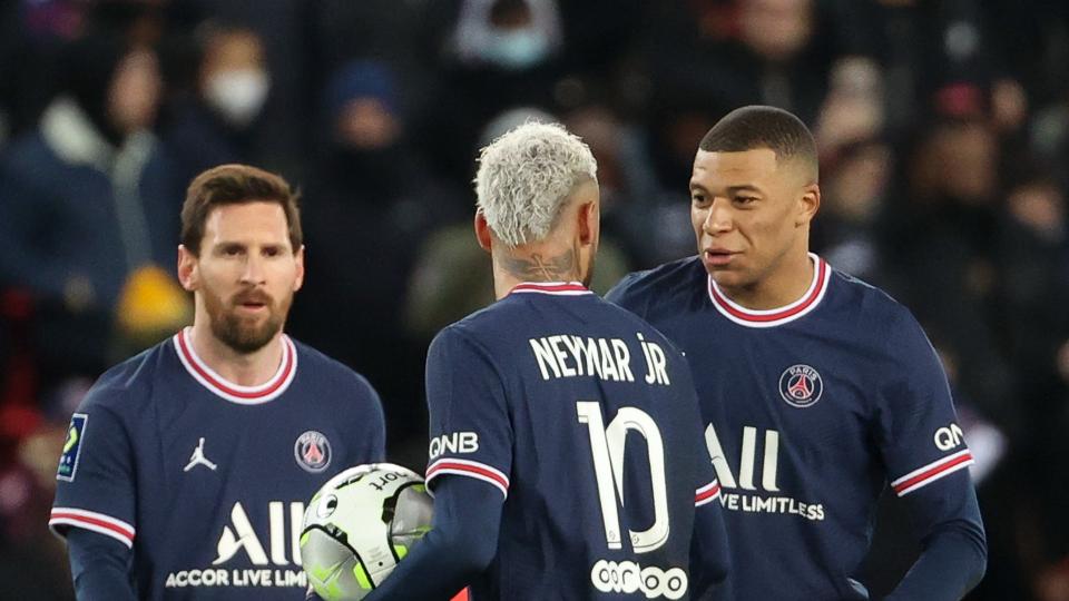 PSG vi phạm luật công bằng tài chính