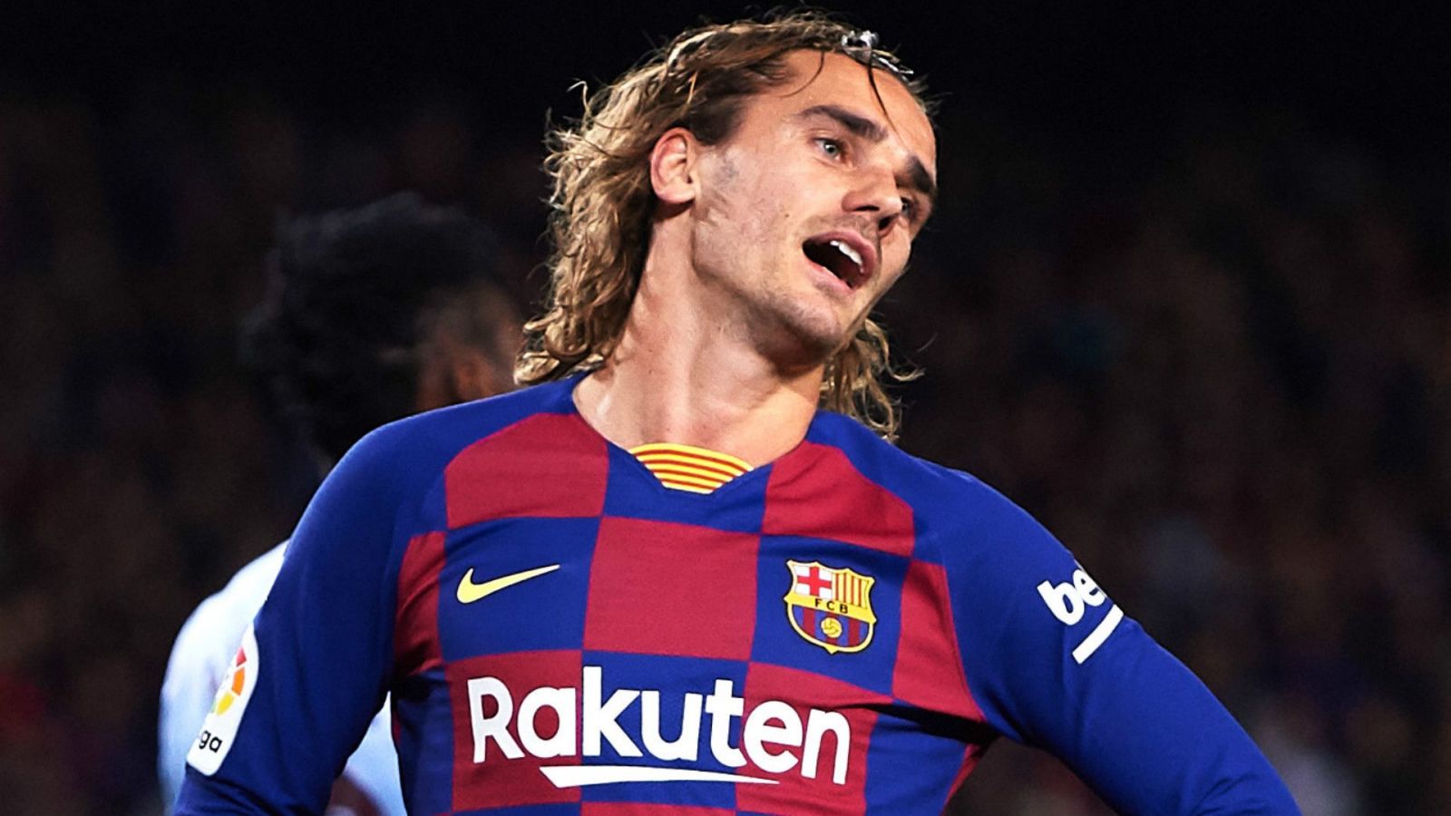 Griezmann chính là ngôi sao hưởng lương cao thứ 2 của đội hiện tại với 300 nghìn Bảng/tuần Griezmann chính là ngôi sao hưởng lương cao thứ 2 của đội hiện tại với 300 nghìn Bảng/tuần