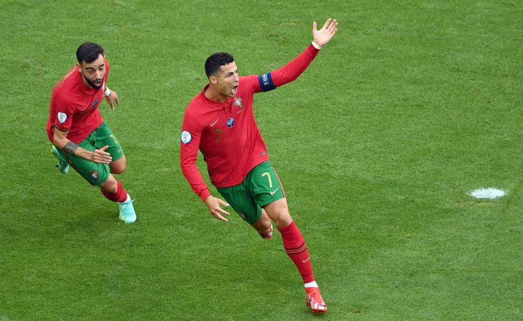 Cristiano Ronaldo Cristiano Ronaldo