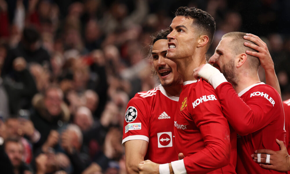 Ronaldo trở thành cầu thủ xuất sắc nhất tháng của Premier League Ronaldo trở thành cầu thủ xuất sắc nhất tháng của Premier League