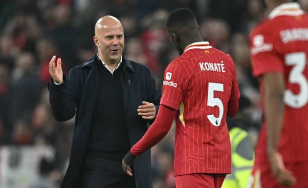 Liverpool Chú Ý Jorrel Hato Như Người Kế Nhiệm Virgil van Dijk
