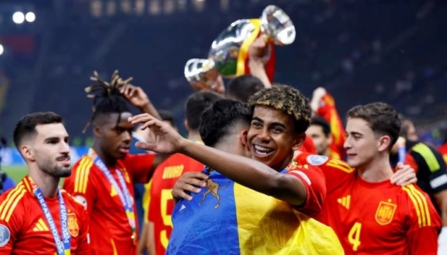 EURO 2024: Bệ Phóng Chiến Thắng Cho Rodri Và Lamine Yamal Tại Quả Bóng Vàng 2024