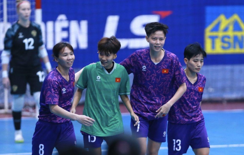 Đội Tuyển Futsal Nữ Việt Nam Ghi Bàn Trước Gã Khổng Lồ Nga