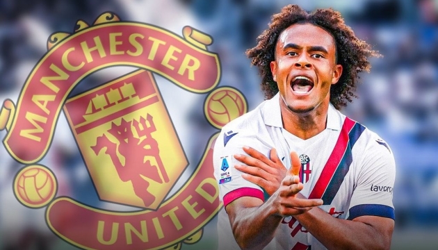 Đối mặt với khó khăn tại Man United, Zirkzee được Juventus nhắm đến như phương án giải cứu