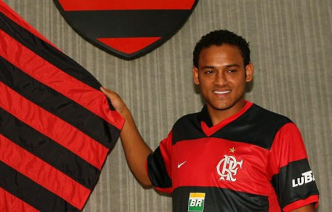 Bóng tối đằng sau ánh hào quang: Scandal thác loạn của các cầu thủ Flamengo