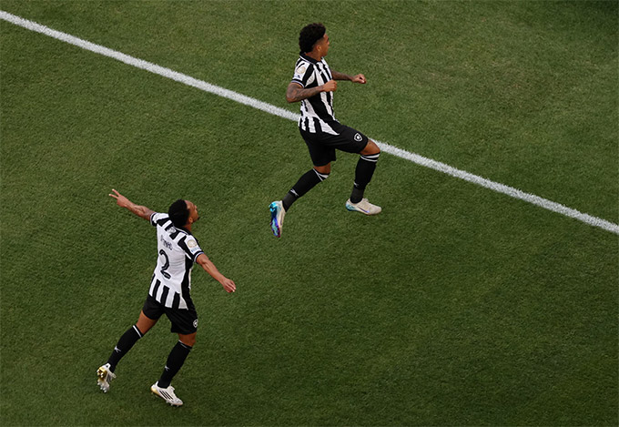 Thế hệ vàng bóng đá Brazil khuynh đảo Club World Cup 2025
