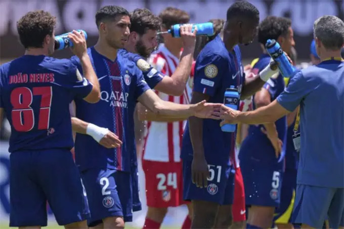 Cơn Sốt FIFA Club World Cup 2025: Thời Tiết Khắc Nghiệt Thử Thách Tinh Thần Các Đội Bóng