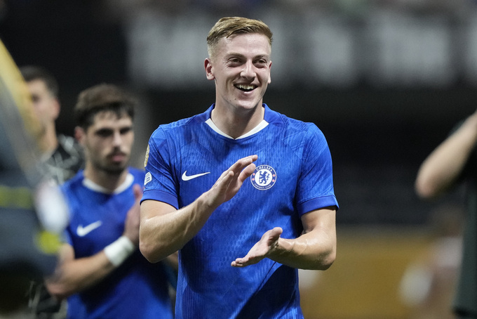 Liam Delap: Tân binh Chelsea tỏa sáng rực rỡ trong trận ra mắt