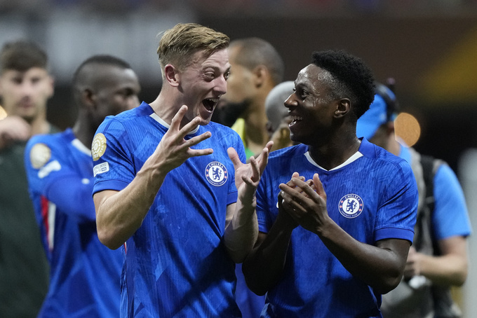 Liam Delap: Tân binh Chelsea tỏa sáng rực rỡ trong trận ra mắt