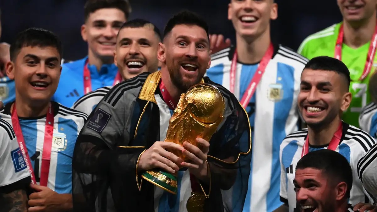 Messi: Huyền thoại vẫn tiếp tục viết nên câu chuyện