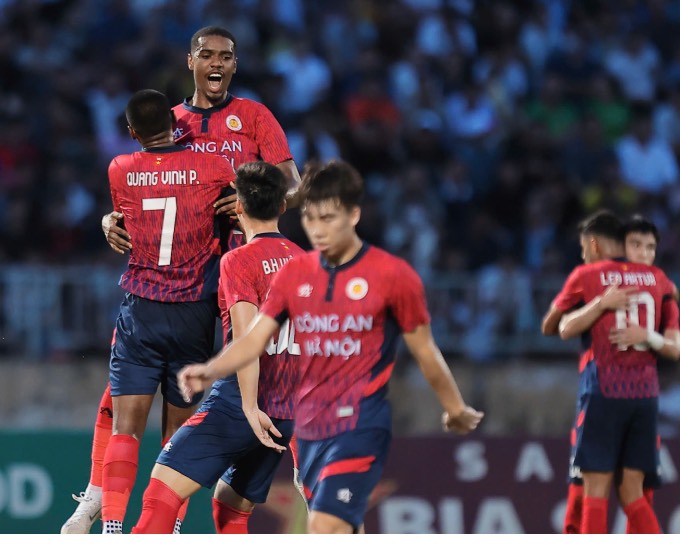 Công An Hà Nội tái lập kỷ lục thắng đậm 5-0 tại chung kết Cúp Quốc gia sau 20 năm