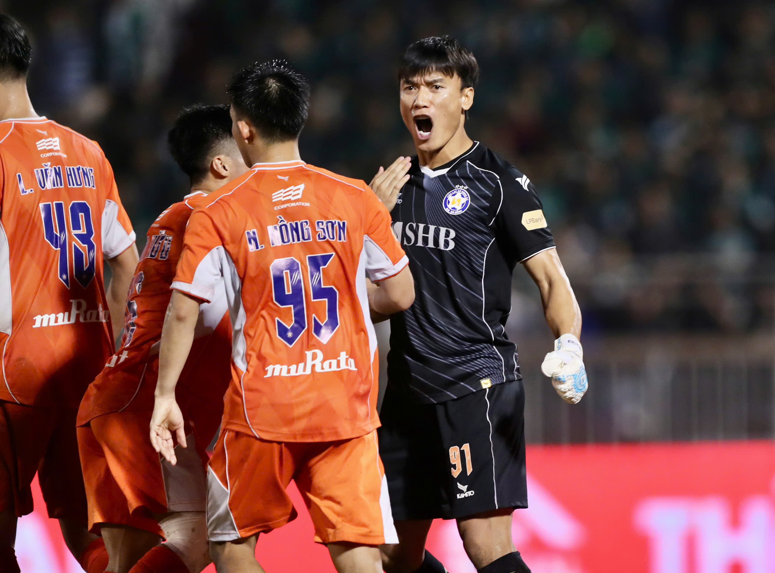 Bùi Tiến Dũng: Từ Á Quân U23 Châu Á đến Người Hùng Cứu Đà Nẵng Trụ Hạng