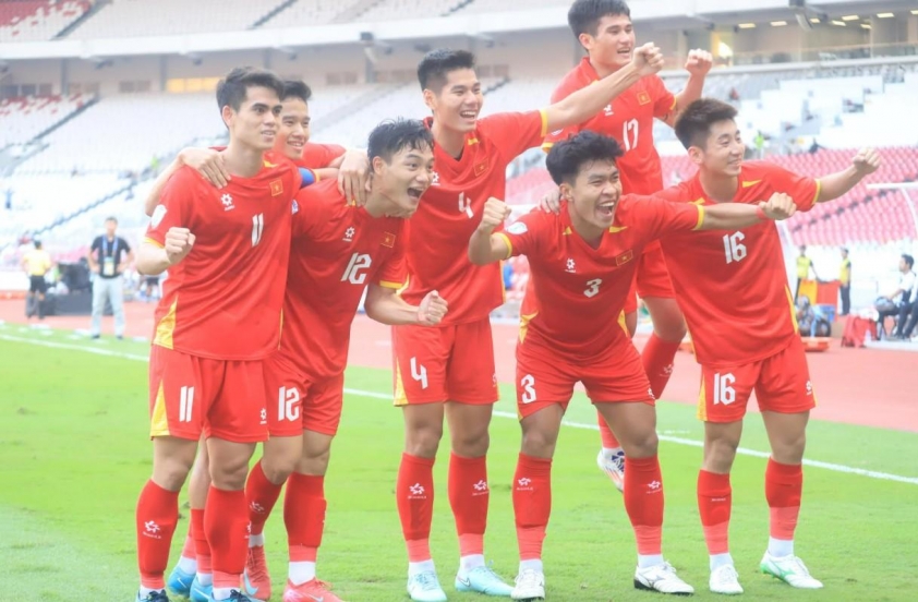 U23 Việt Nam vào chung kết U23 Đông Nam Á 2025: Bản lĩnh và sự hiệu quả chinh phục truyền thông Indonesia