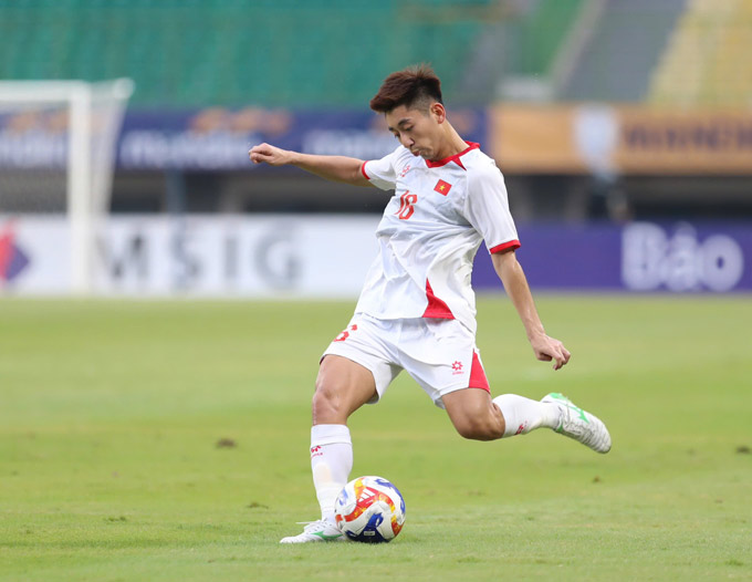 U23 Việt Nam thắng lợi thuyết phục trước U23 Lào nhờ lối chơi kiểm soát bóng và sự tỏa sáng của hàng thủ