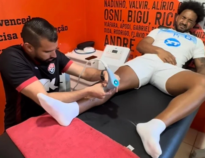 Chàng tiền đạo Nguyễn Xuân Sơn trở lại Brazil, hồi phục chấn thương và sẵn sàng tỏa sáng