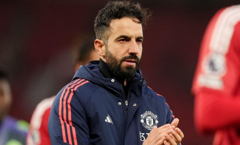 HLV Amorim và tham vọng định hình hàng thủ trẻ trung của Manchester United mùa giải 2025/26