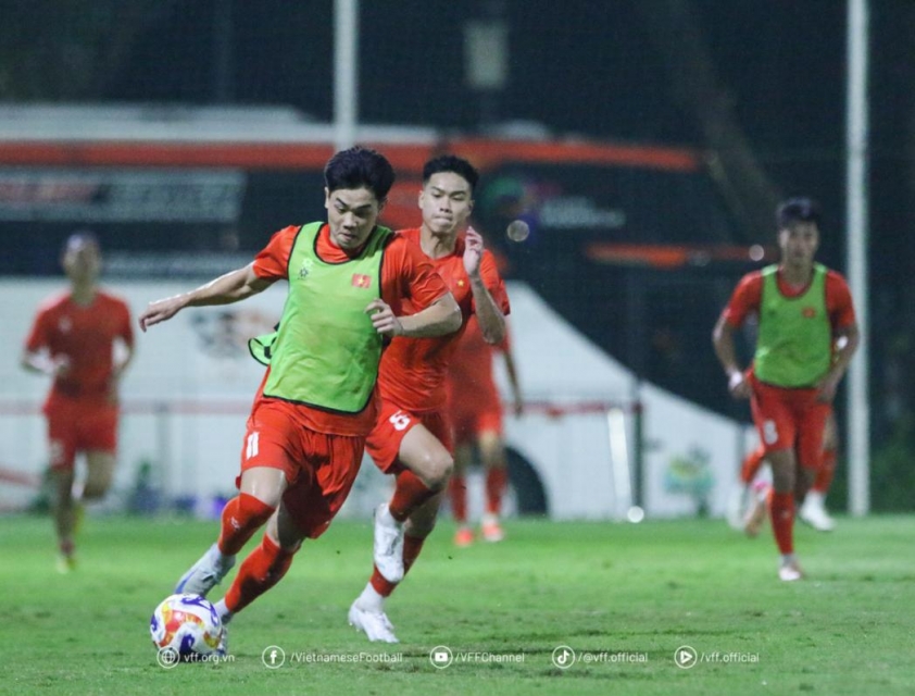 Tiền vệ Nguyễn Phi Hoàng: Khát vọng 3 lần vô địch U23 Đông Nam Á