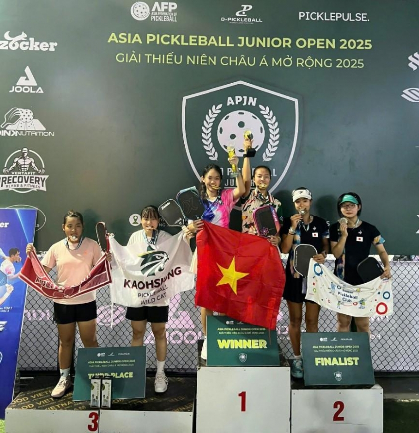Vô địch Pickleball Châu Á: Cú đúp vàng của Jolie Lam và Sophia Phương Anh
