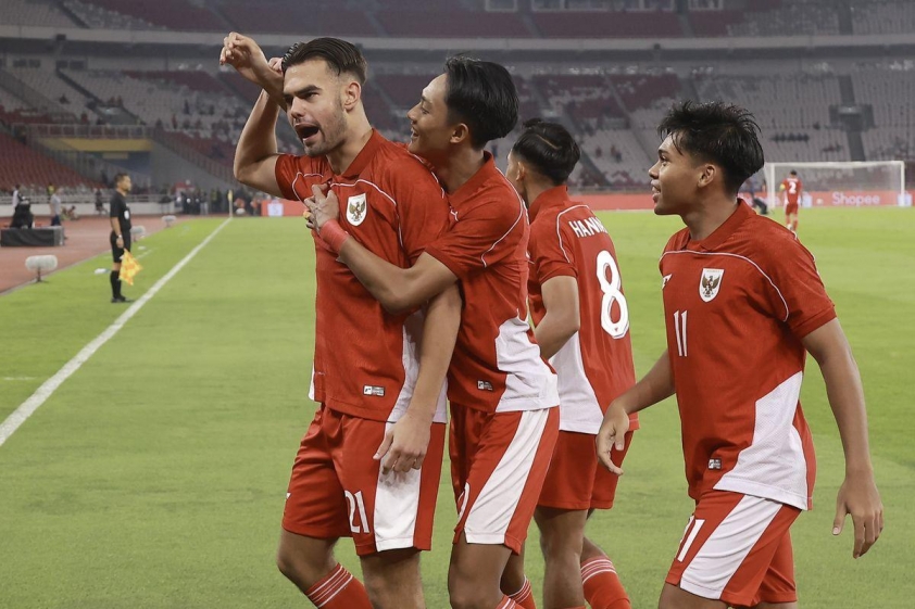 U23 Indonesia Bất Bại, Giành Ngôi Đầu Bảng Sau Trận Hòa Căng Thẳng Trước U23 Malaysia