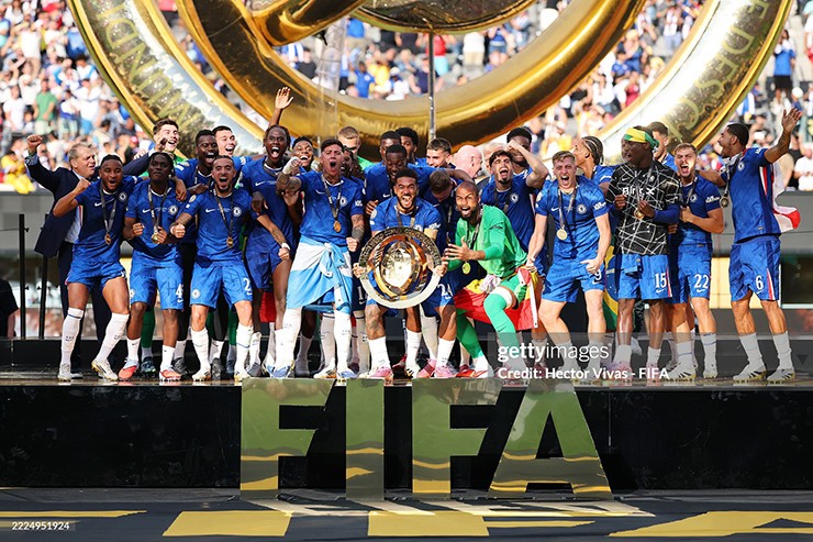 Chelsea: Ác mộng của những ông lớn bóng đá thế giới