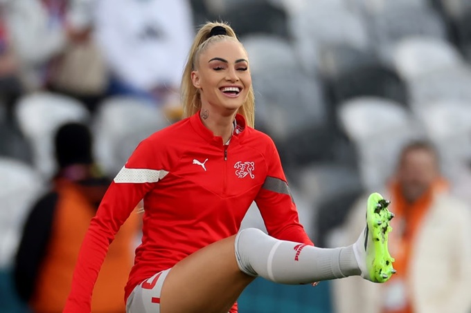 Alisha Lehmann: Tài năng, sắc đẹp và chuyện tình đầy sóng gió