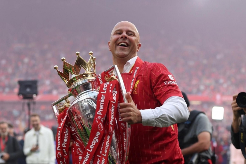 HLV Arne Slot: Nhân tố then chốt trong thương vụ bom tấn Ekitike gia nhập Liverpool