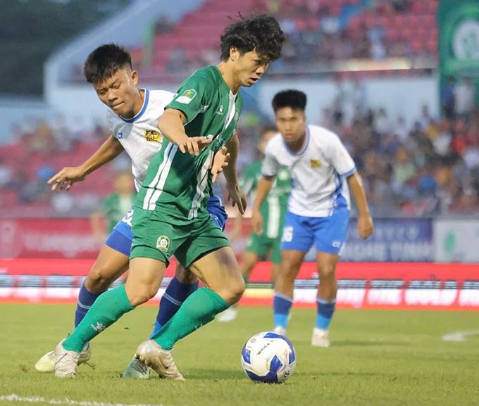 Vòng Xoáy V.League 2025/26: Quảng Nam Gấp Gáp, Số Phận 14 Đội Bóng