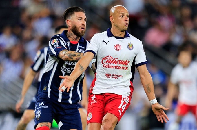 Phát ngôn gây sốc của Chicharito: Quan điểm lỗi thời về vai trò phụ nữ và hệ quả khôn lường