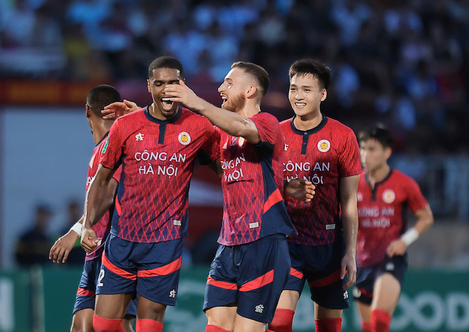 Vua phá lưới V.League 2024/25: Tiến Linh tiếc nuối, giấc mơ Vua phá lưới vẫn xa vời với cầu thủ Việt Nam?