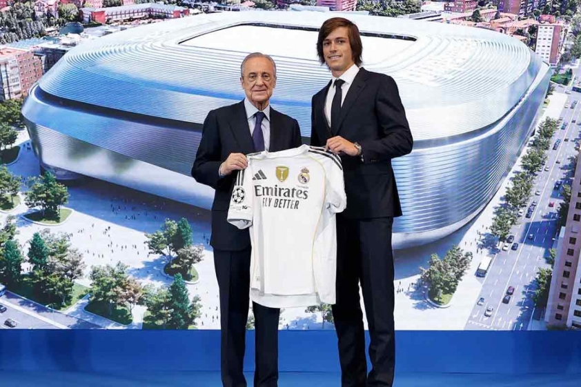 Álvaro Carreras trở lại Real Madrid: Chàng trai áo trắng đã trưởng thành