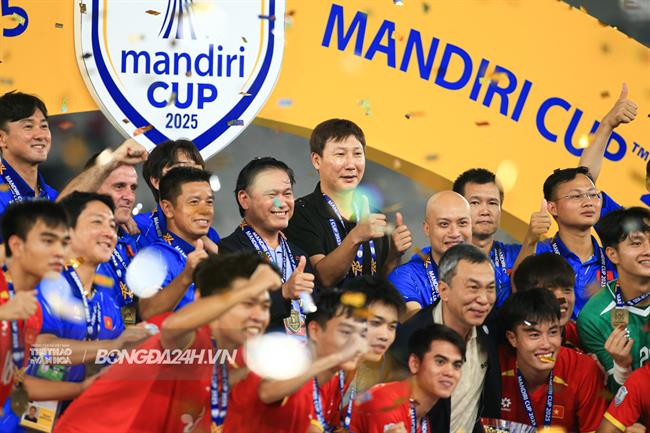 U23 Việt Nam Vô Địch U23 Đông Nam Á 2025: Làn Sóng Ca Ngợi Tràn Ngập Châu Á