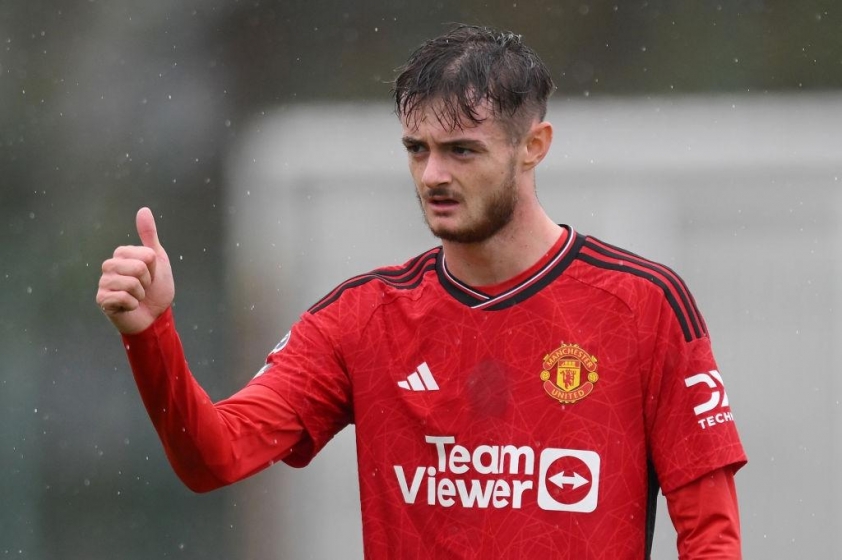 Man United Cho Mượn Tiền Đạo Triển Vọng Joe Hugill Sang Barnet