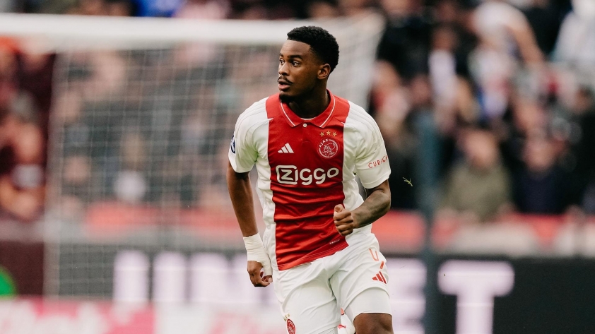 Chelsea chính thức sở hữu Jorrel Hato với giá 50 triệu Euro