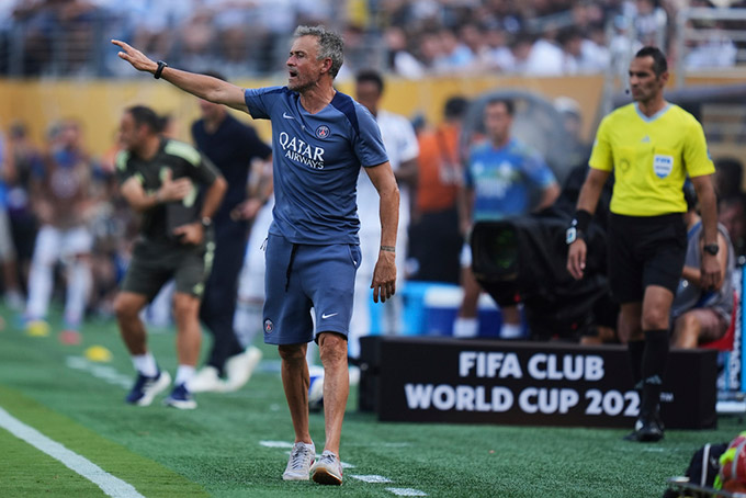 Bài học khắc nghiệt của HLV Enrique dành cho Mbappe và sự thành công rực rỡ của PSG