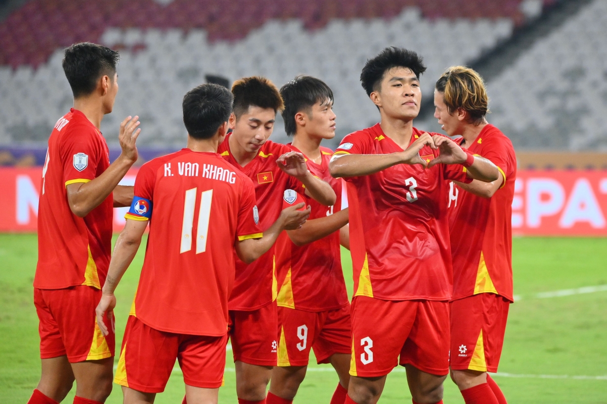 U23 Việt Nam vượt qua U23 Campuchia, thẳng tiến vòng trong