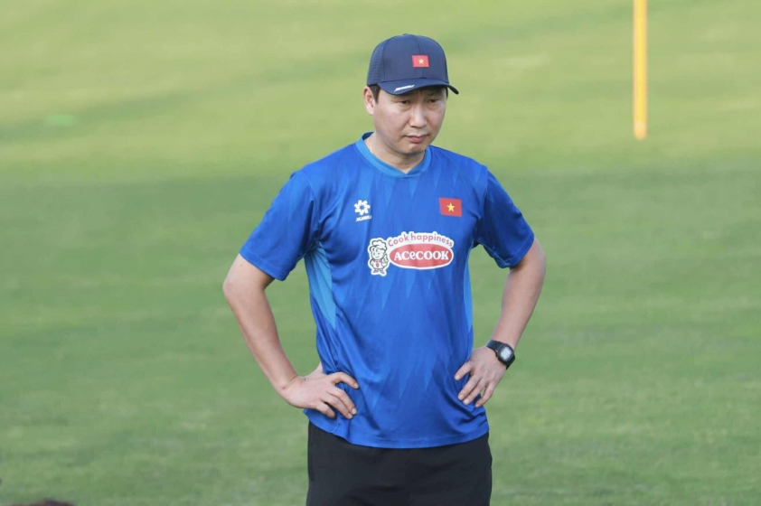 Tiền vệ Việt kiều Đỗ Chung Nguyên: Từ Bulgaria đến V-League, cơ hội tỏa sáng trong màu áo đội tuyển quốc gia