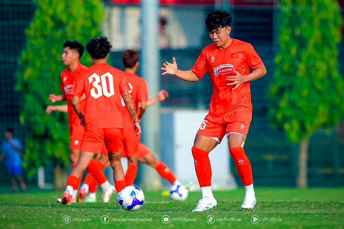 Phạm Lý Đức: Từ Hạng Nhất đến ĐTQG, Niềm Hy Vọng ở Hàng Thủ U23 Việt Nam