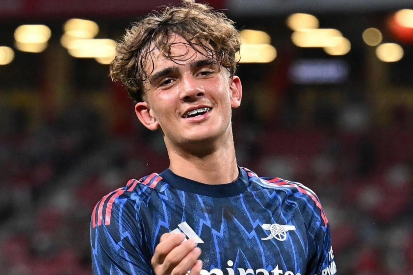 Thần đồng 15 tuổi Max Dowman tỏa sáng rực rỡ, hứa hẹn tương lai tươi sáng tại Arsenal