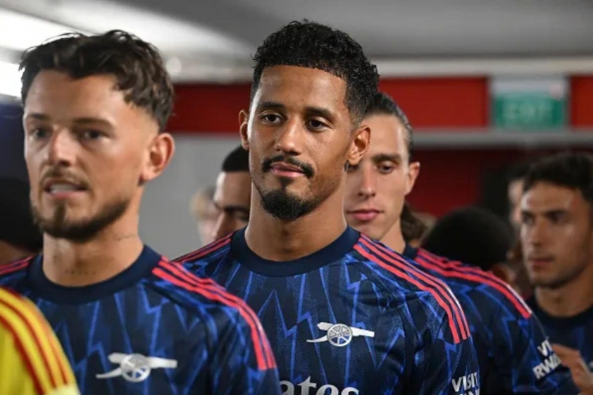 Saliba tự tin với tân binh Gyokeres, Arsenal hướng đến chức vô địch Premier League
