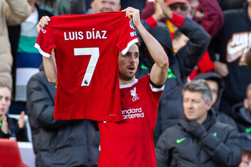 Sự vắng mặt của Luis Diaz tại tang lễ Diogo Jota gây phẫn nộ dư luận